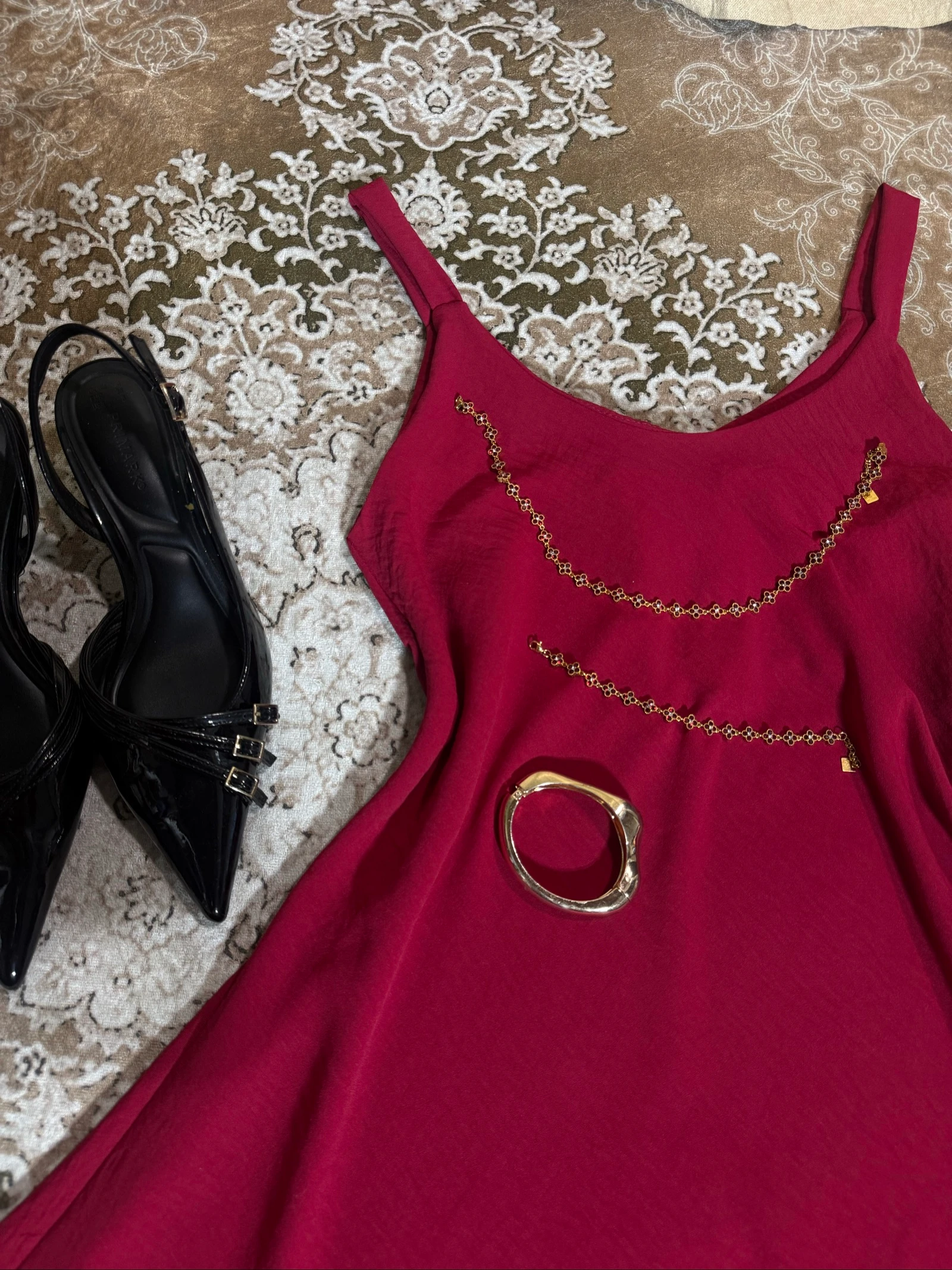 Robe rouge intense robe d’été robe fluide 